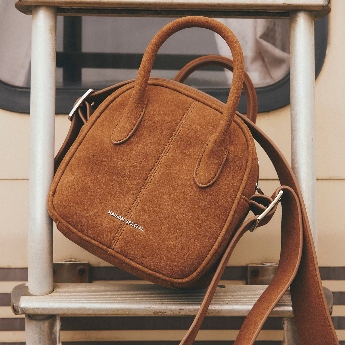 POST＆CO / ポスト＆コー2BELT SANDALS 取り組め WITH STUDS 