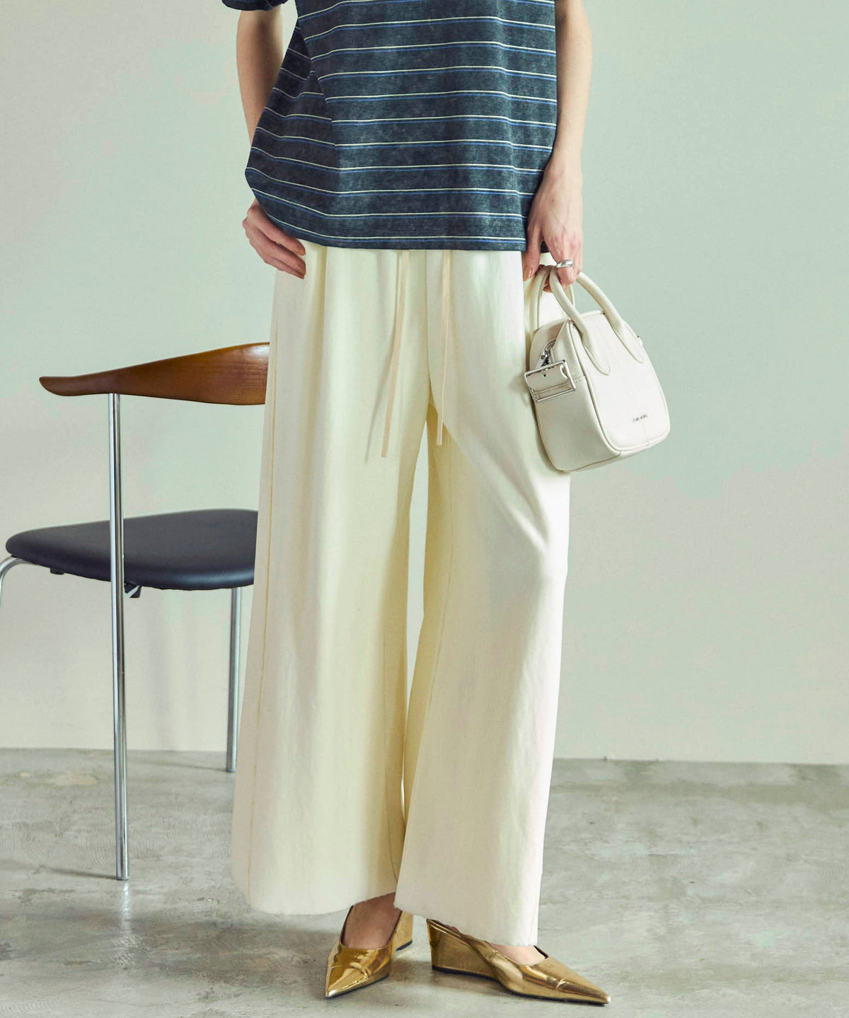 Tuck Gather Wide Silhouette Sweatpants