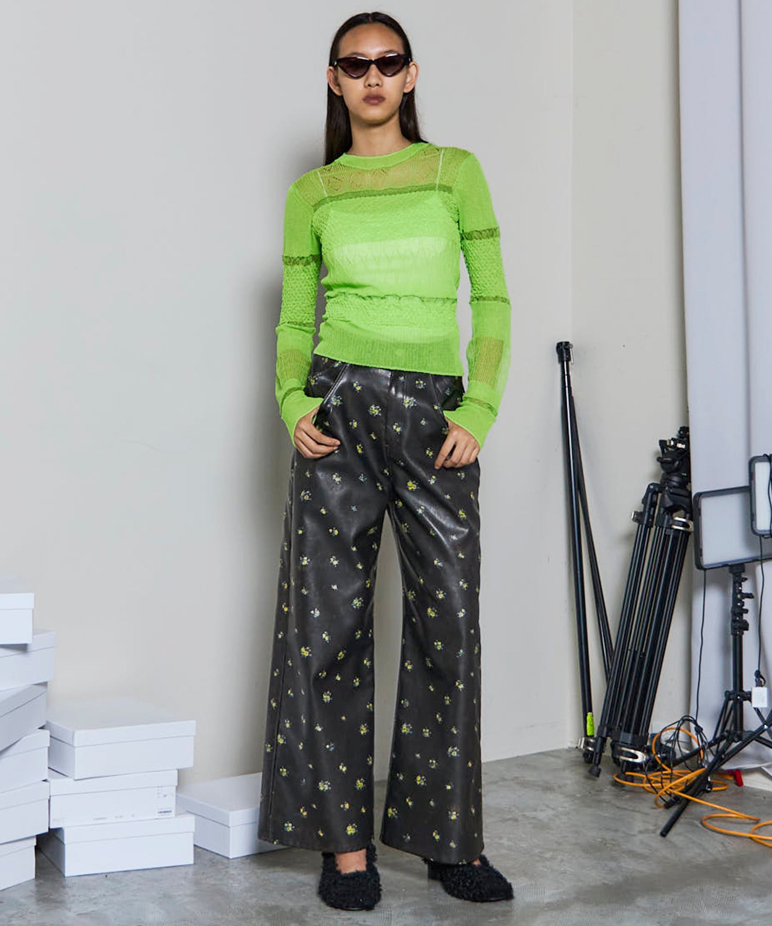 透明的针织套头衫