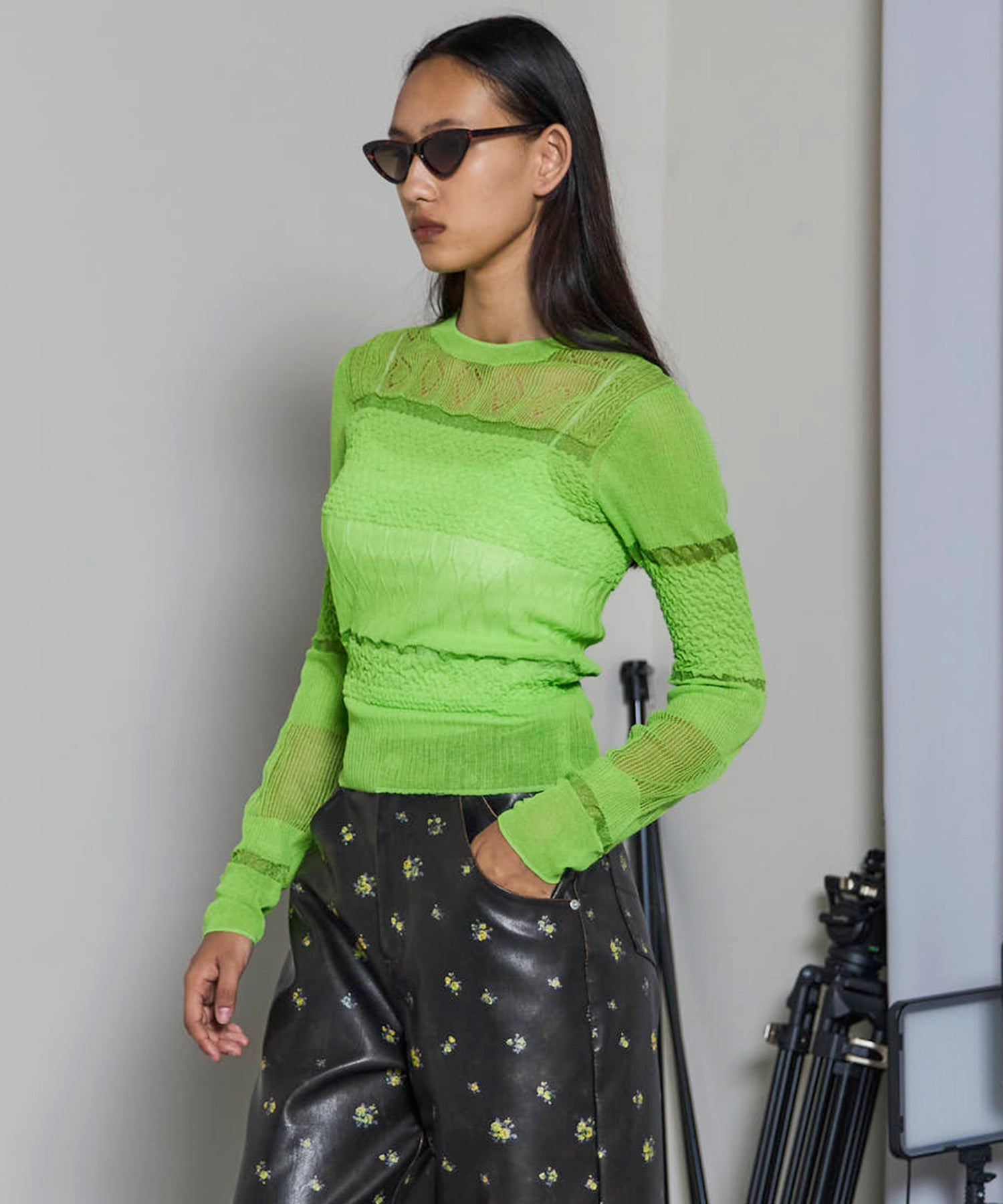 透明的针织套头衫