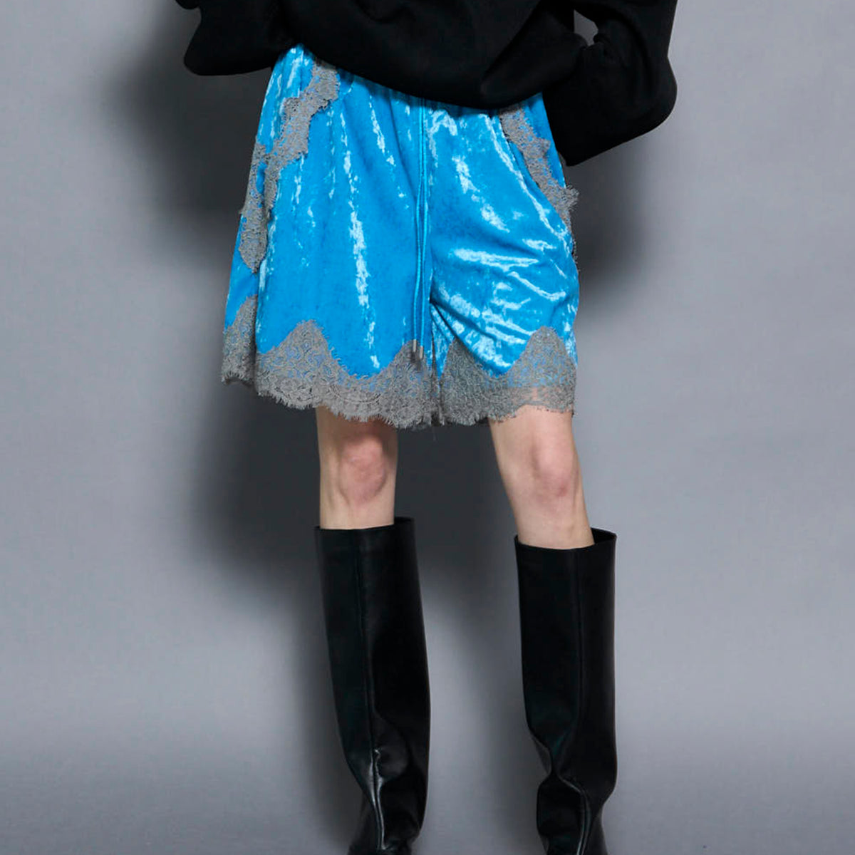 Hem Lace Velour Shorts