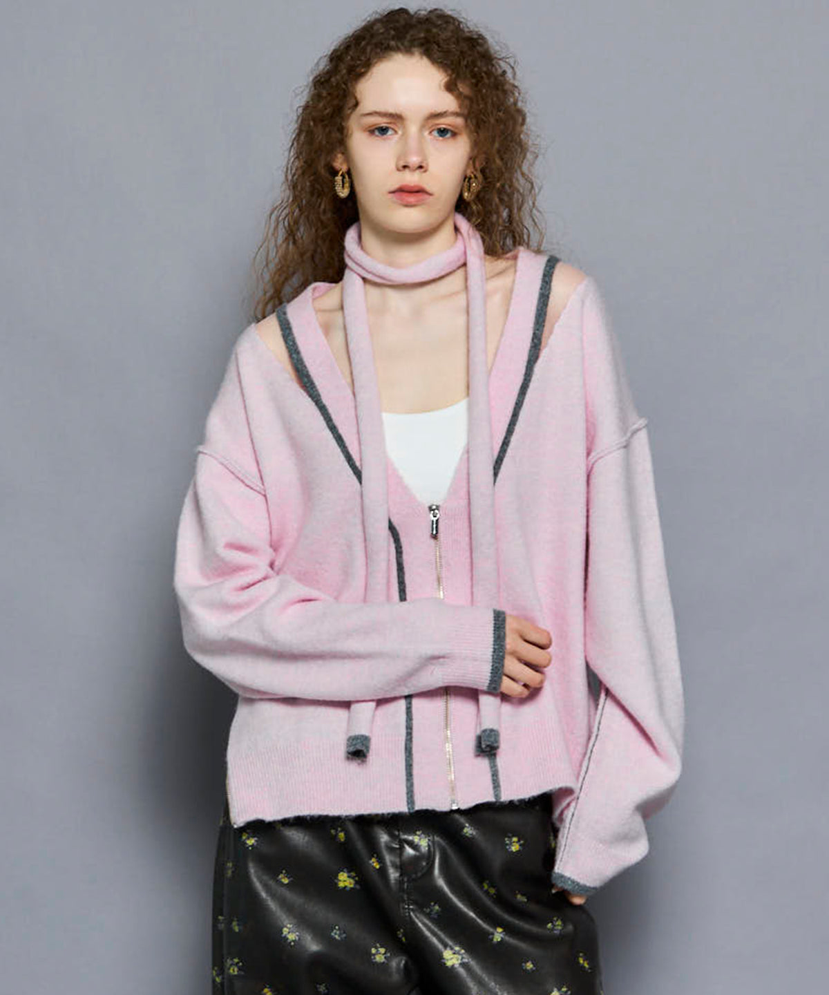 With Stall Tulle Slit Cardigan