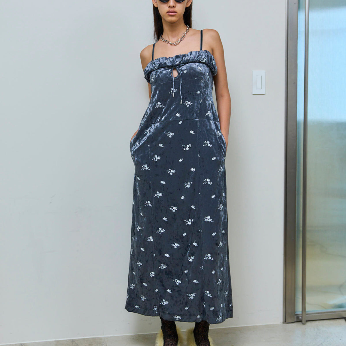 Flower Embroidery Velour Camisole Dress