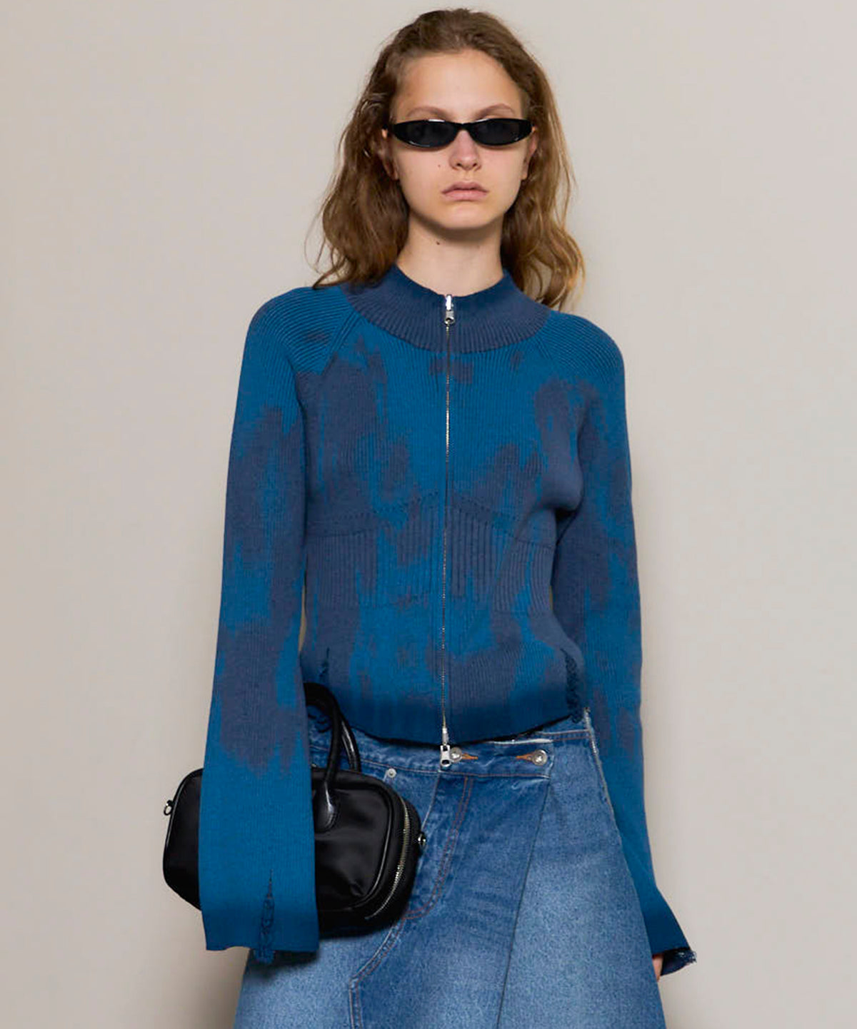 Reversible Pigment Zip Cardigan