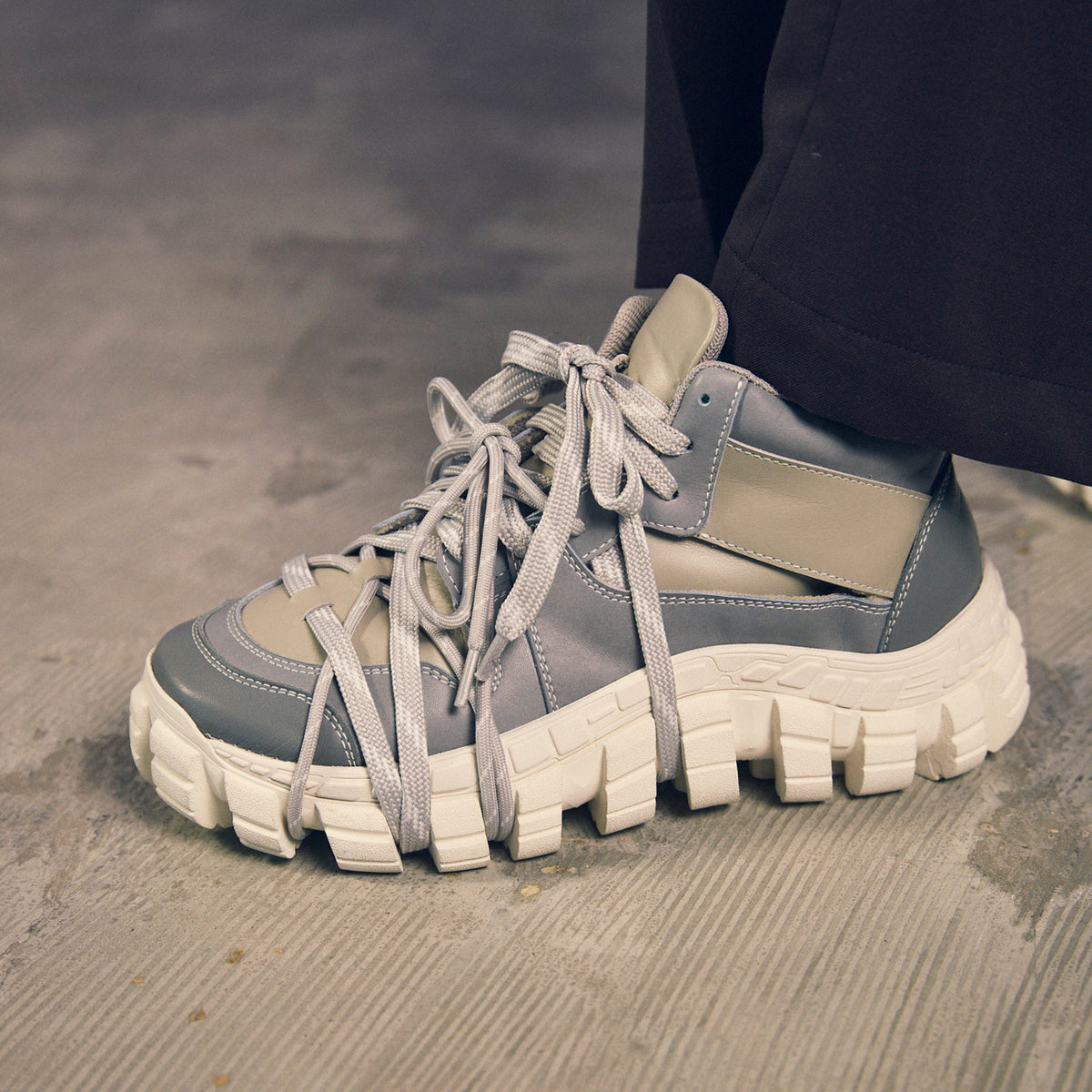 maison special ラトリングソールローカットシューズメゾンスペシャル UNISEX》【SPECIAL SHOES FACTORY COLLABORATION】Rattling Sole Lace