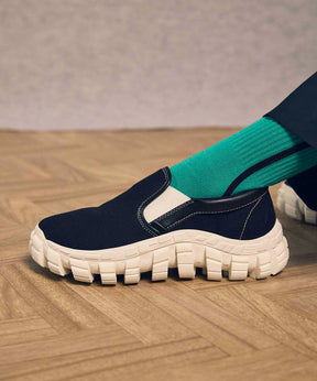 [SPECIAL SHOES FACTORY COLLABORATION] Rattling Sole Low-Cut Shoes