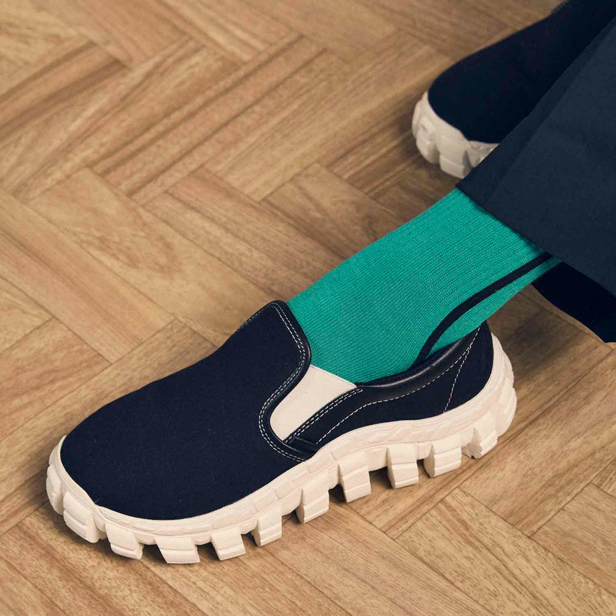 SPECIAL SHOES FACTORY COLLABORATION】Rattling Sole Slip-on
