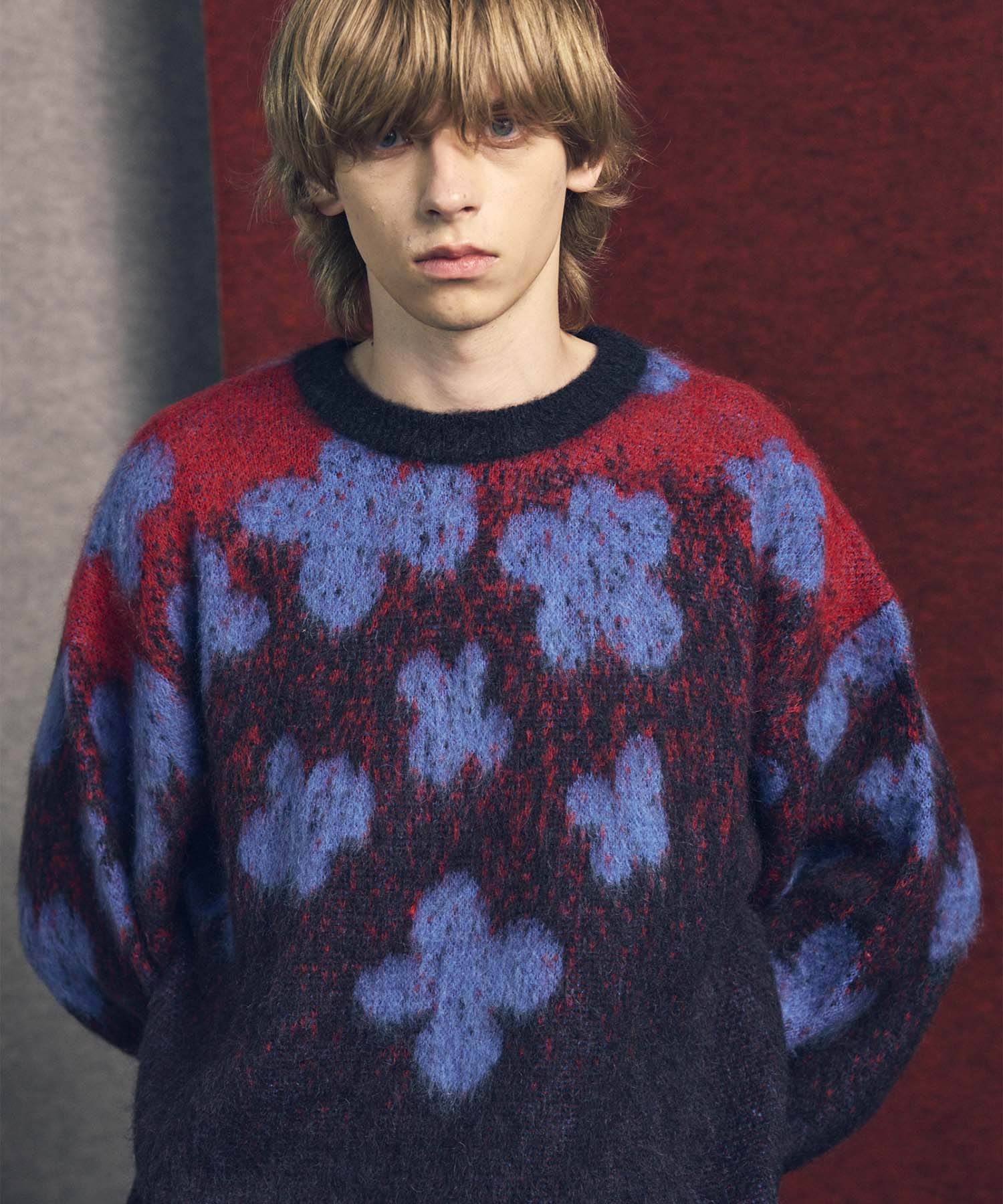 Gradation Short Length Prime-Over V-Neck Knit Pullover