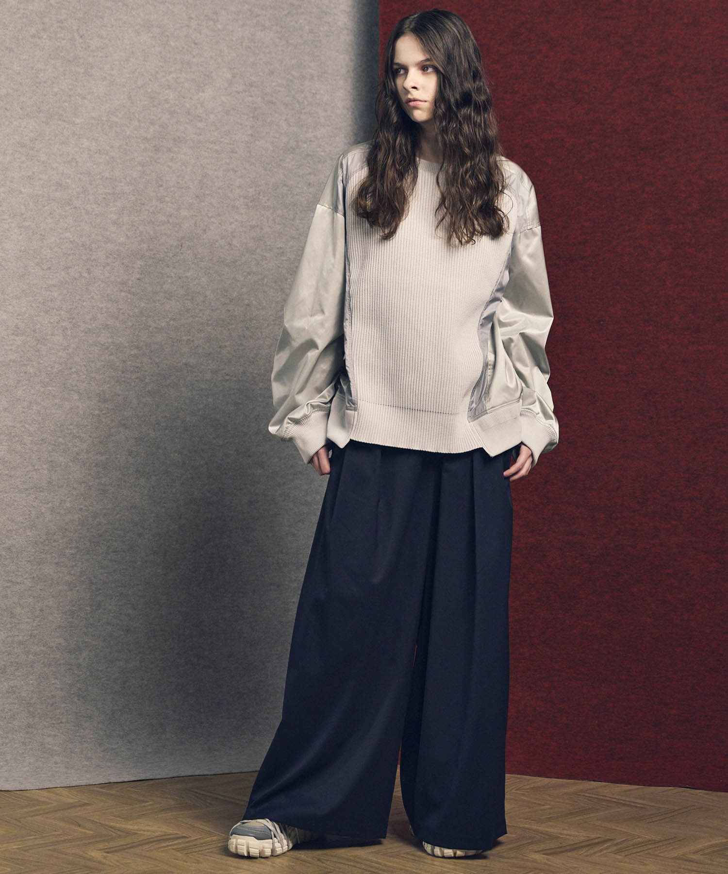 羊毛混合光滑的宽宽松裤子