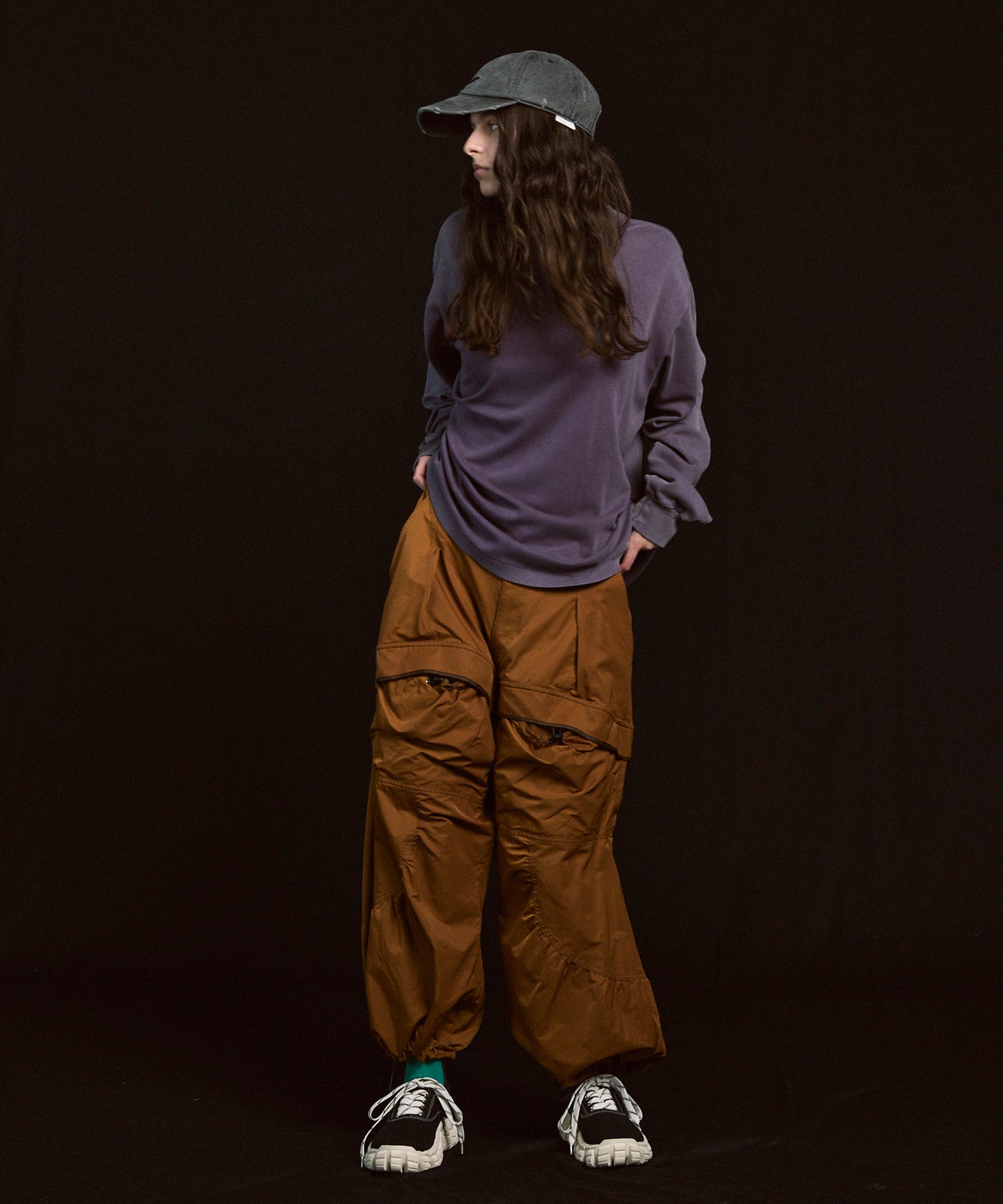 Gather Curved Switching Wide Pants