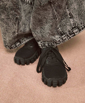 [SPECIAL SHOES FACTORY COLLABORATION] Rattling Sole Low-Cut Shoes