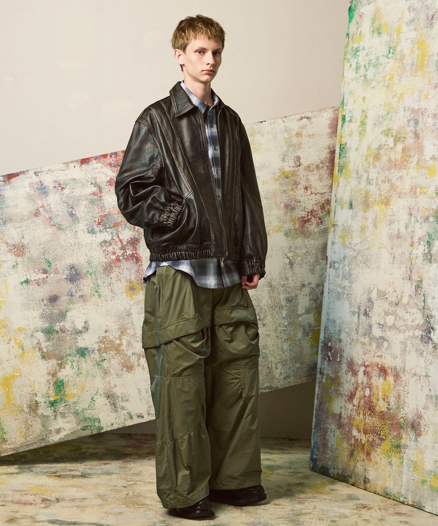 Gather Curved Switching Wide Pants