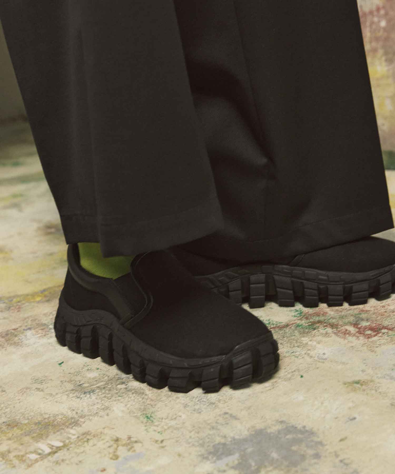 [SPECIAL SHOES FACTORY COLLABORATION] Rattling Sole Low-Cut Shoes