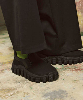 [SPECIAL SHOES FACTORY COLLABORATION] Rattling Sole Low-Cut Shoes