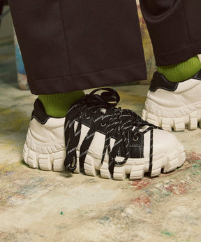 [SPECIAL SHOES FACTORY COLLABORATION] Rattling Sole Low-Cut Shoes