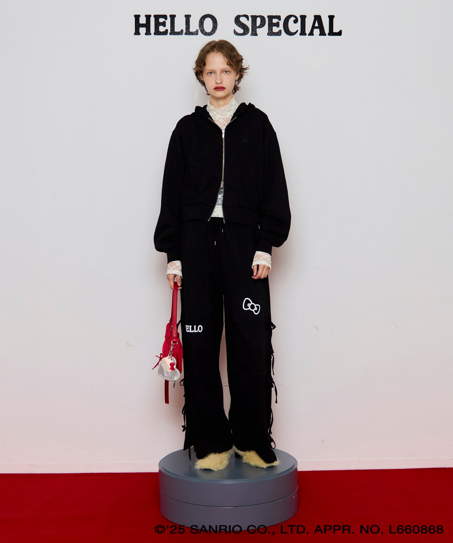 【HELLO KITTY × MAISON SPECIAL】HELLO KITTY  Eared Hoodie