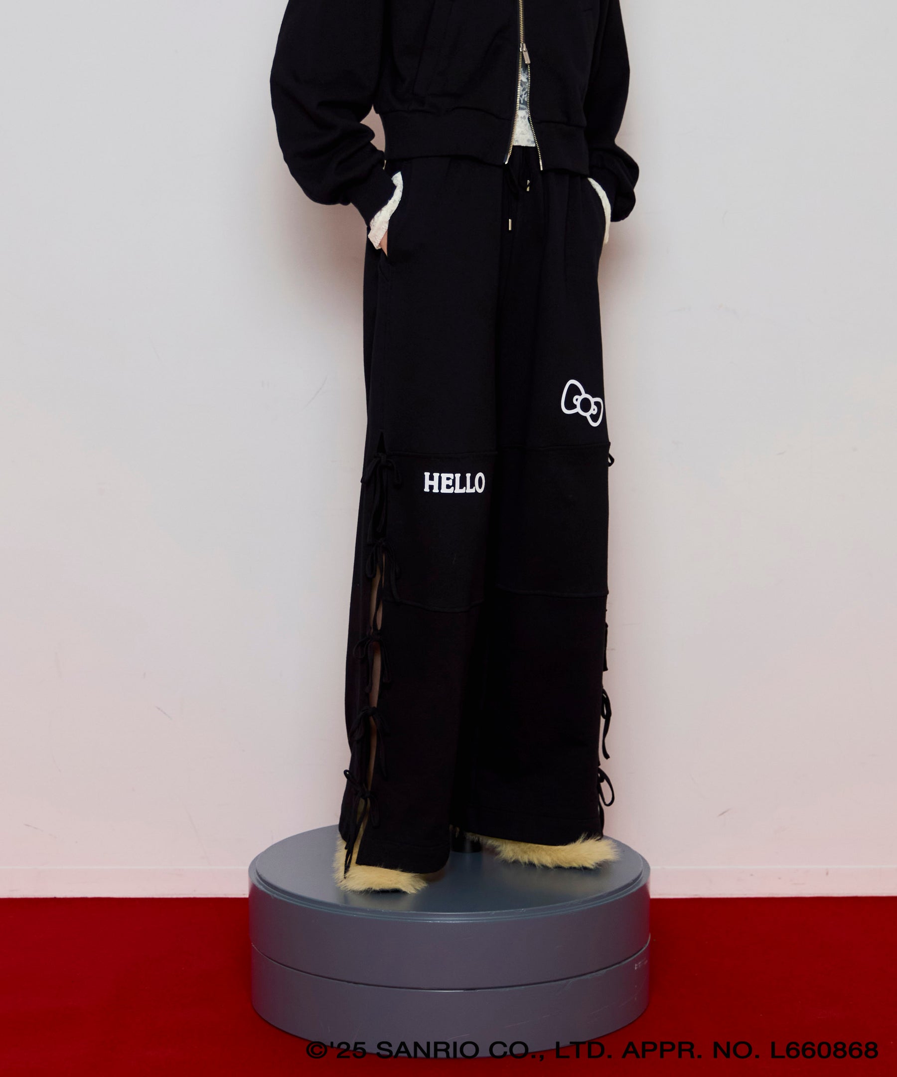 【HELLO KITTY × MAISON SPECIAL】HELLO KITTY Ribbon Sweatpants