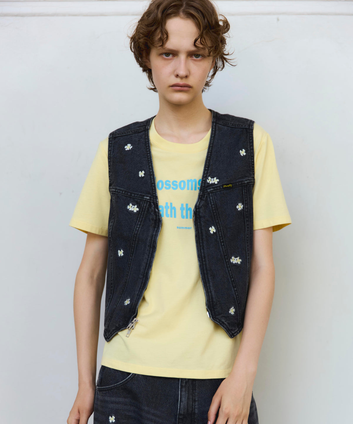 【Wrangler×MAISON SPECIAL】Collaboration Flower Embroidery Denim Vest