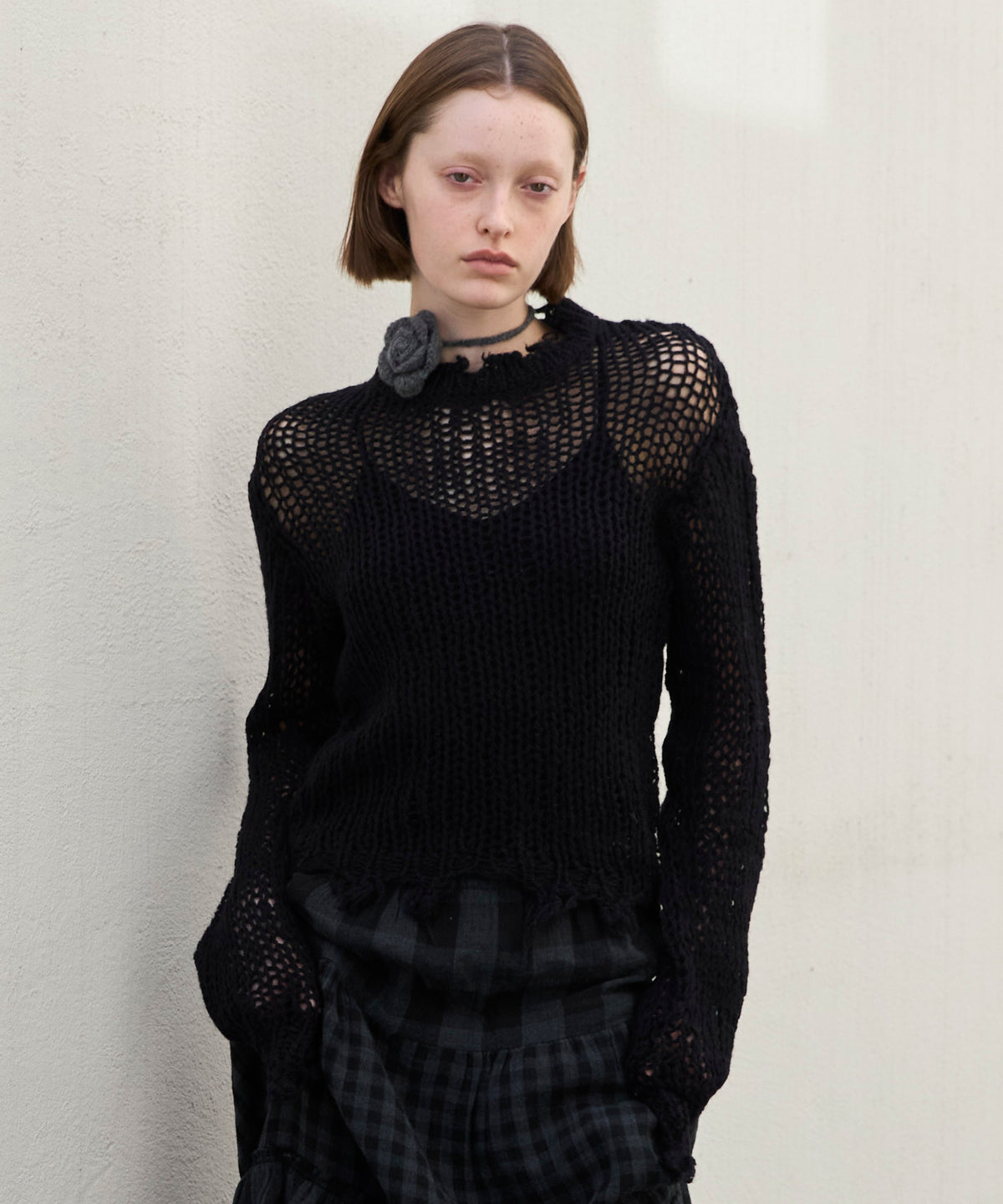 【OPEN YY】Knitted DISTRESSED CROP KNIT