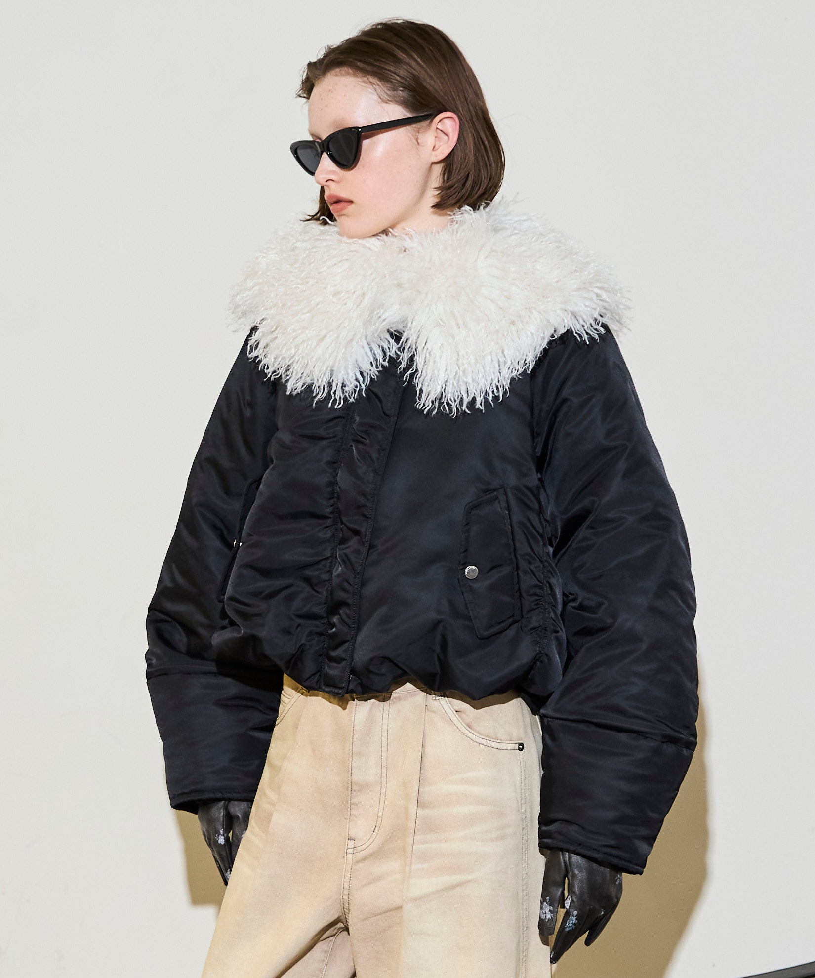 ジャケット・アウター aNO COLLAR VOLUME ECO FUR COAT 25WINTER PRE-ORDER】Fur Collar Padded Blouson