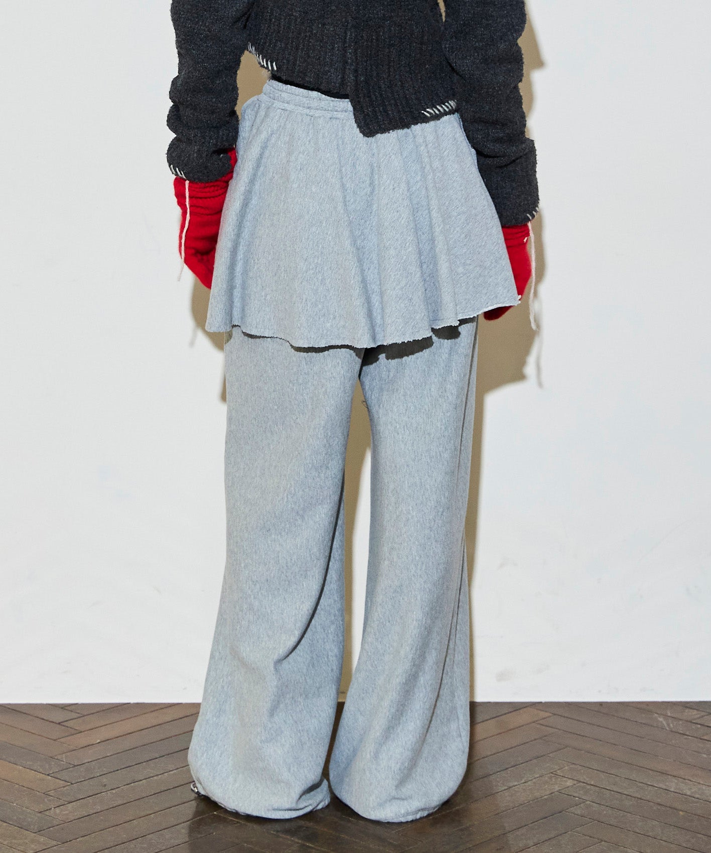 [25WINTER PRE-ORDER] Flared Skirt Layered Sweatpants