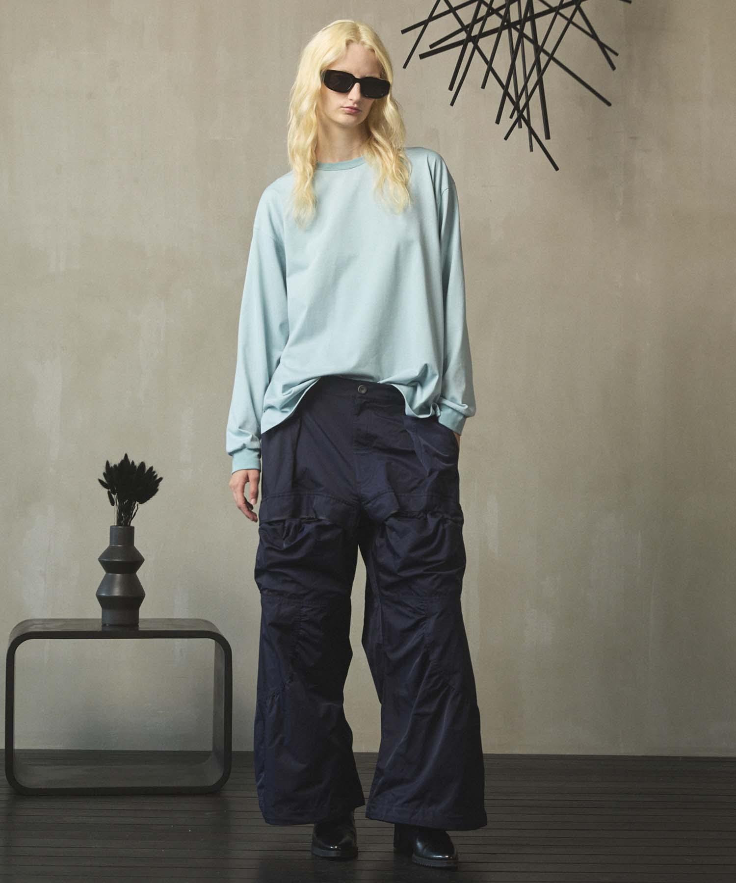 Gather Curved Switching Wide Pants