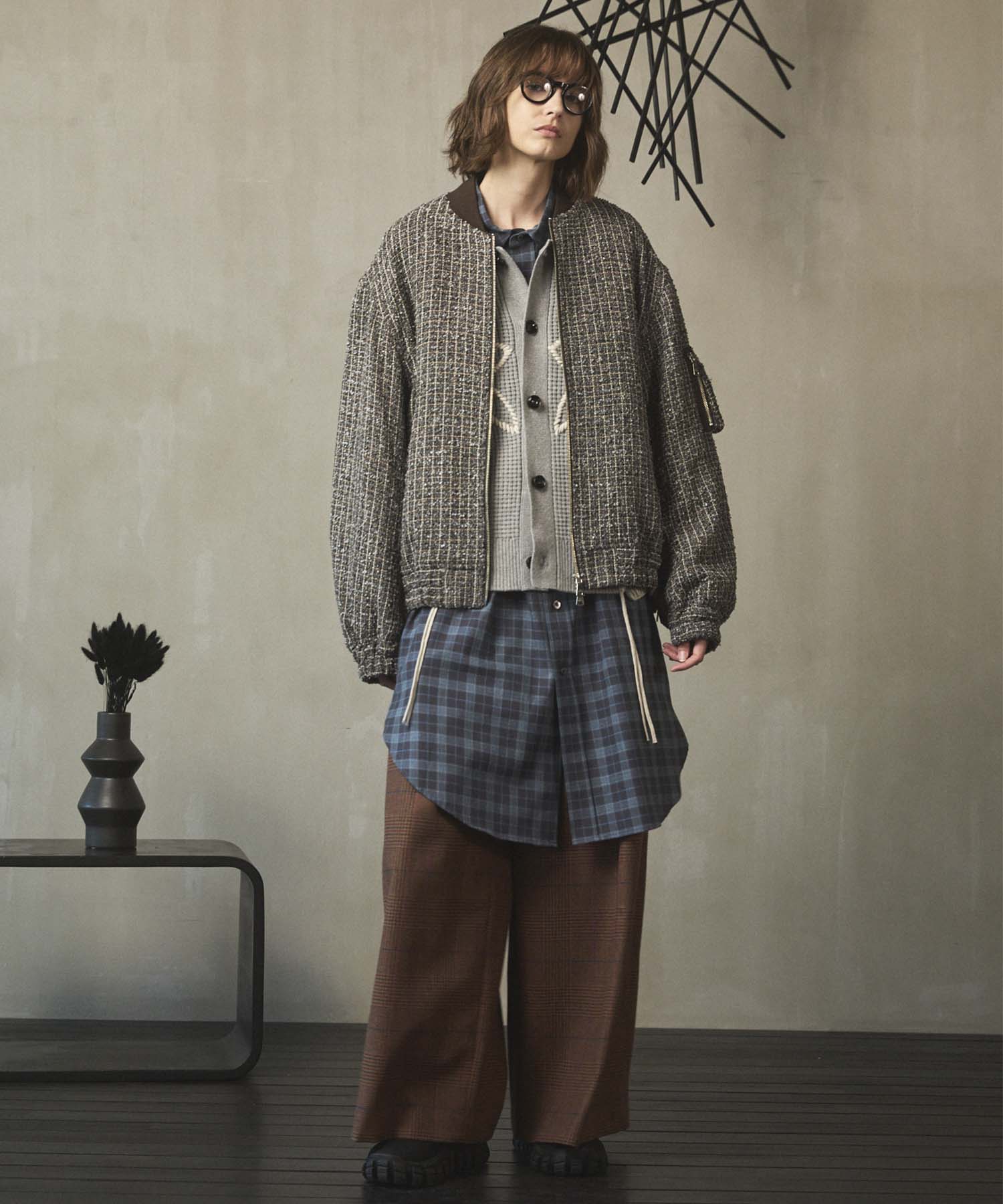 Gradation Short Length Prime-Over V-Neck Knit Pullover