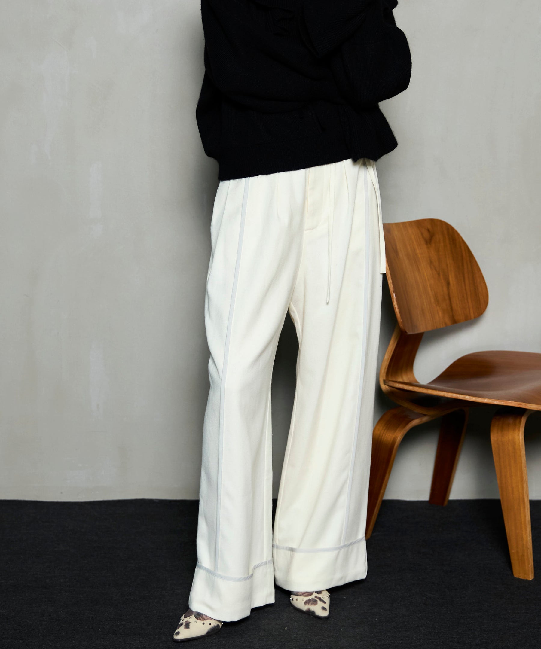 [25WINTER PRE-ORDER] Saxony Pants