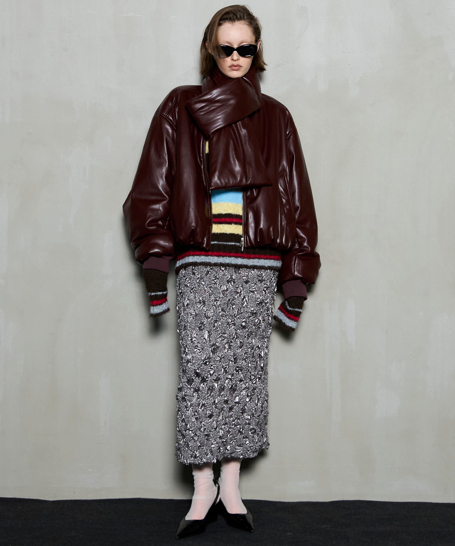 [25WINTER PRE-ORDER] Leather Puffer Jacket With Muffler