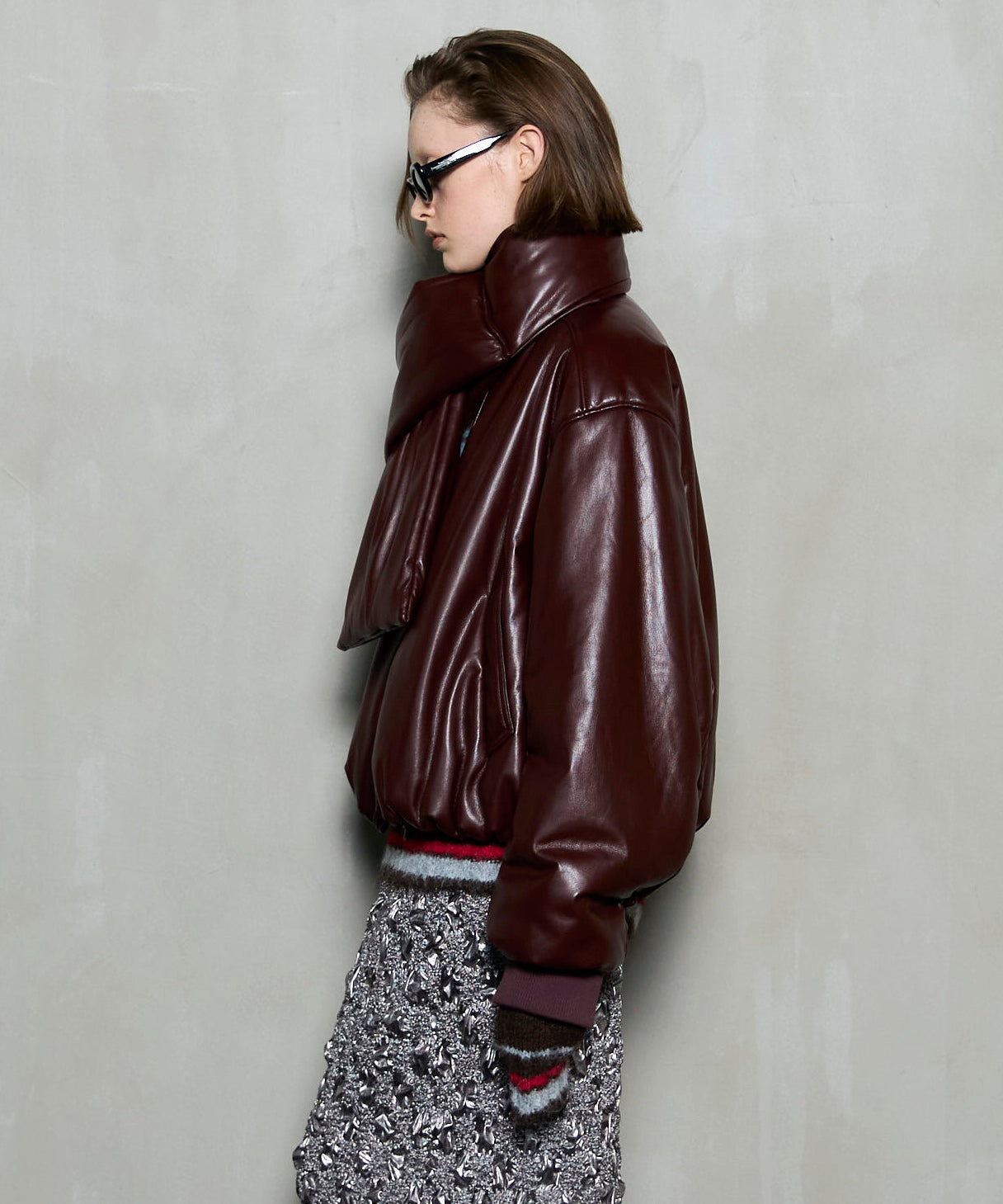 [25WINTER PRE-ORDER] Leather Puffer Jacket With Muffler