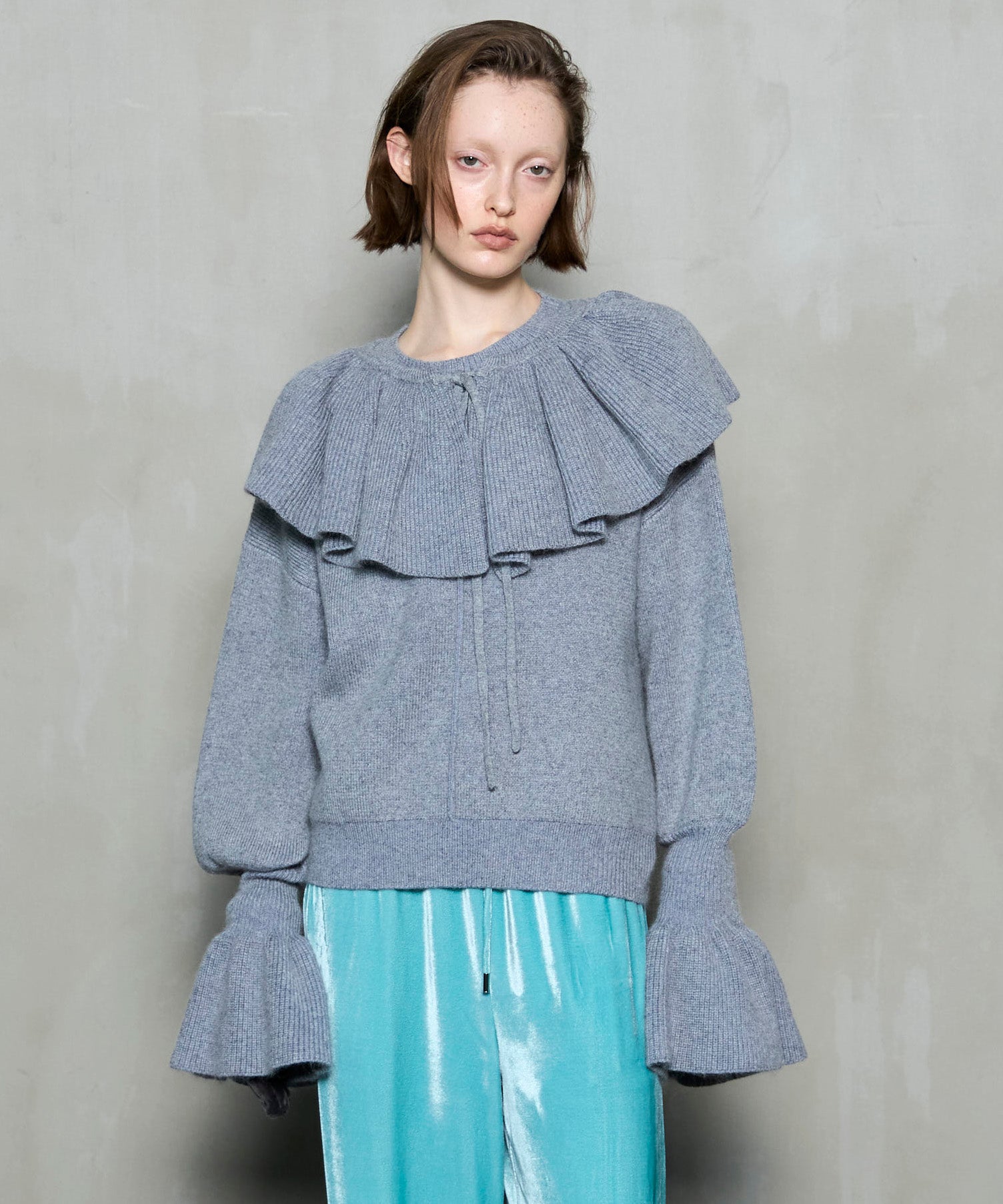 2way Ruffle Collar Knit