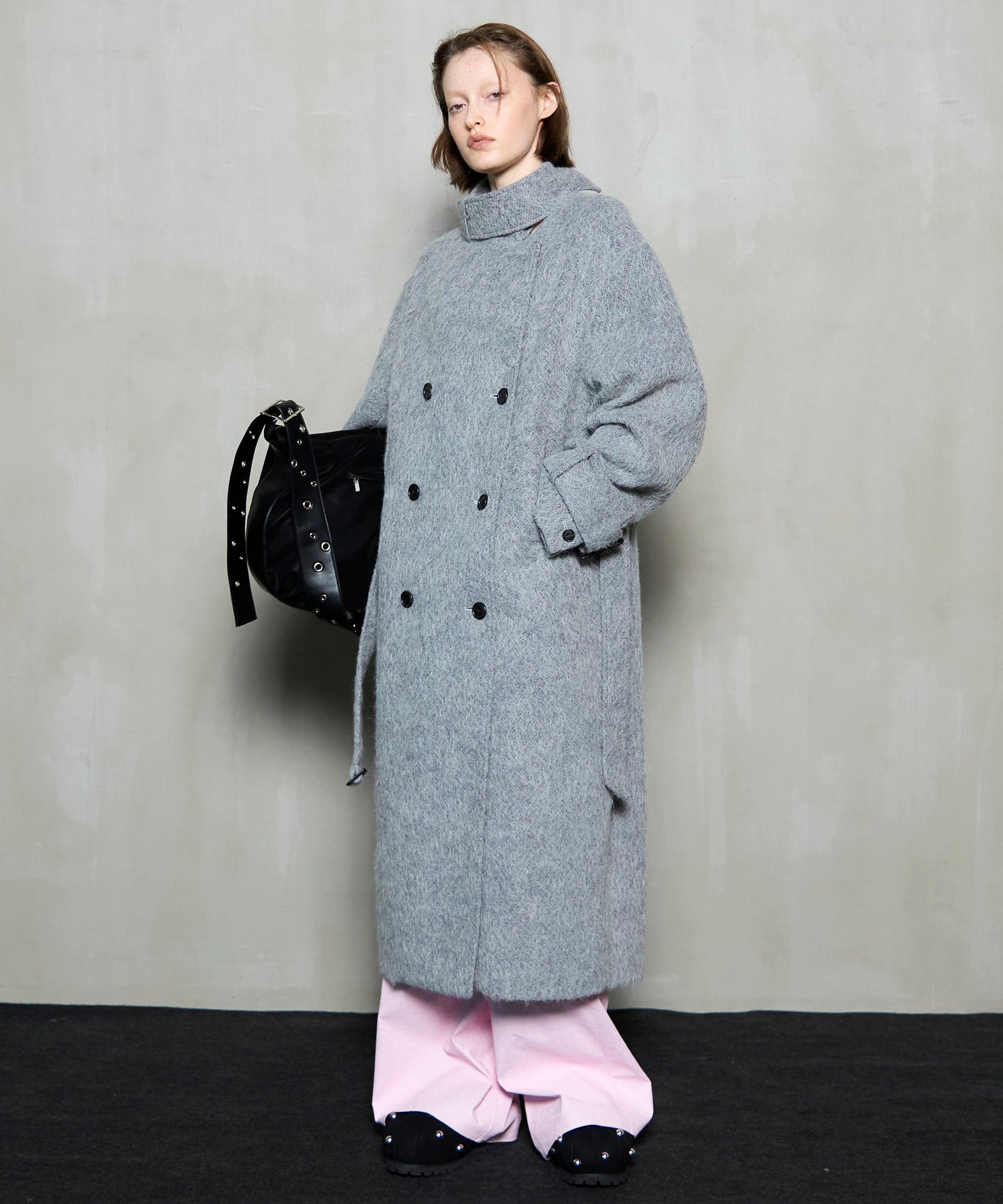 [25WINTER PRE-ORDER] Ribbon Collar Shaggy Long Coat