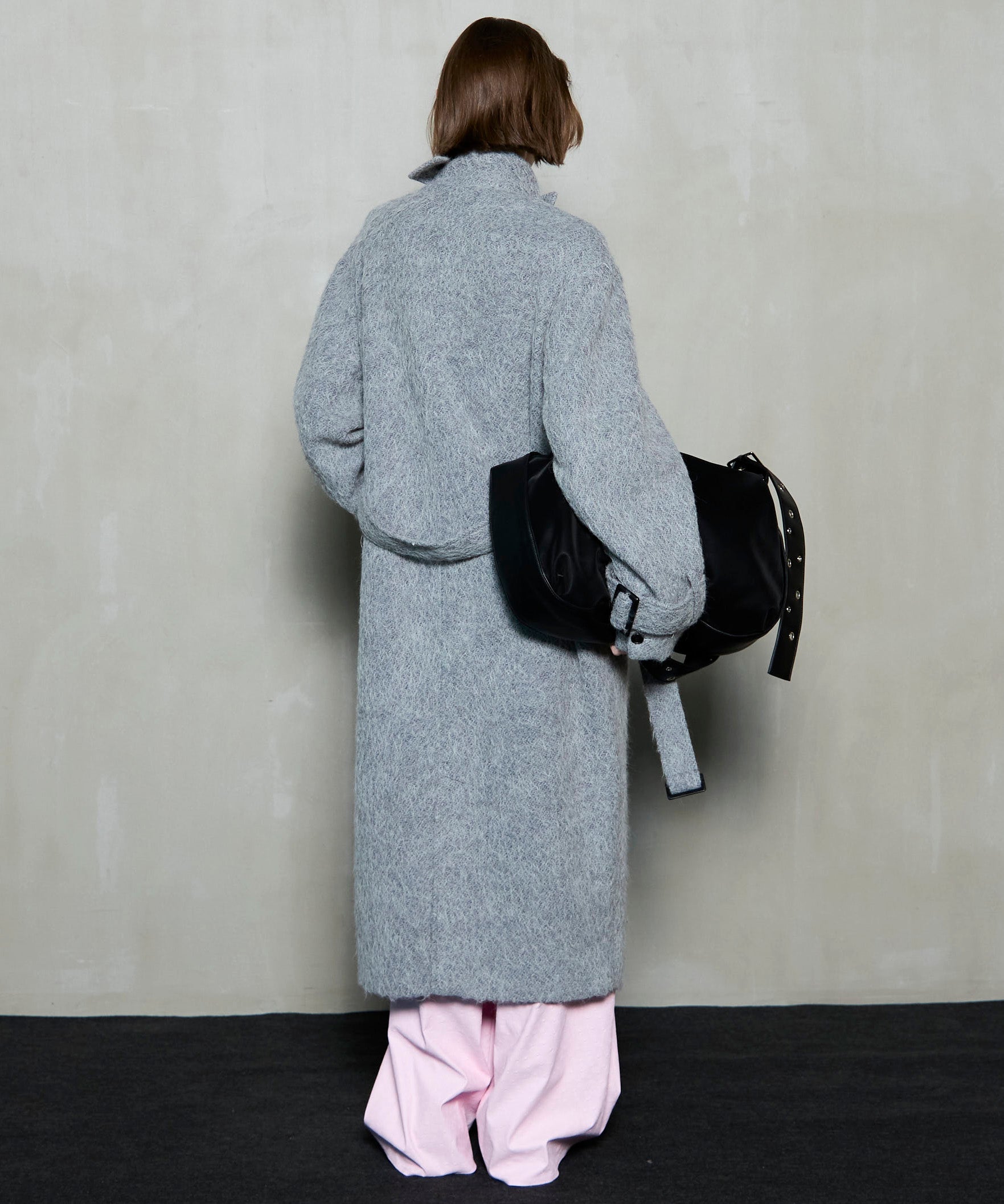 [25WINTER PRE-ORDER] Ribbon Collar Shaggy Long Coat