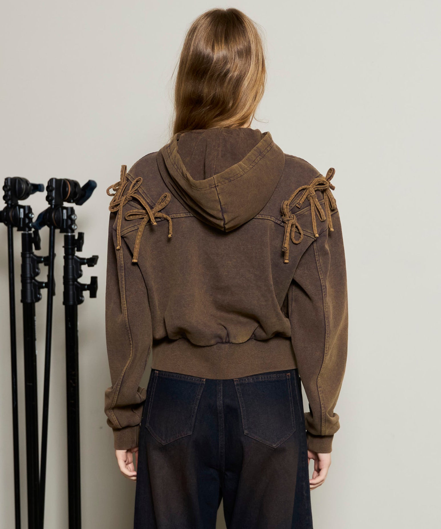 [25 윈터 선주문] 어깨 리본 까마귀