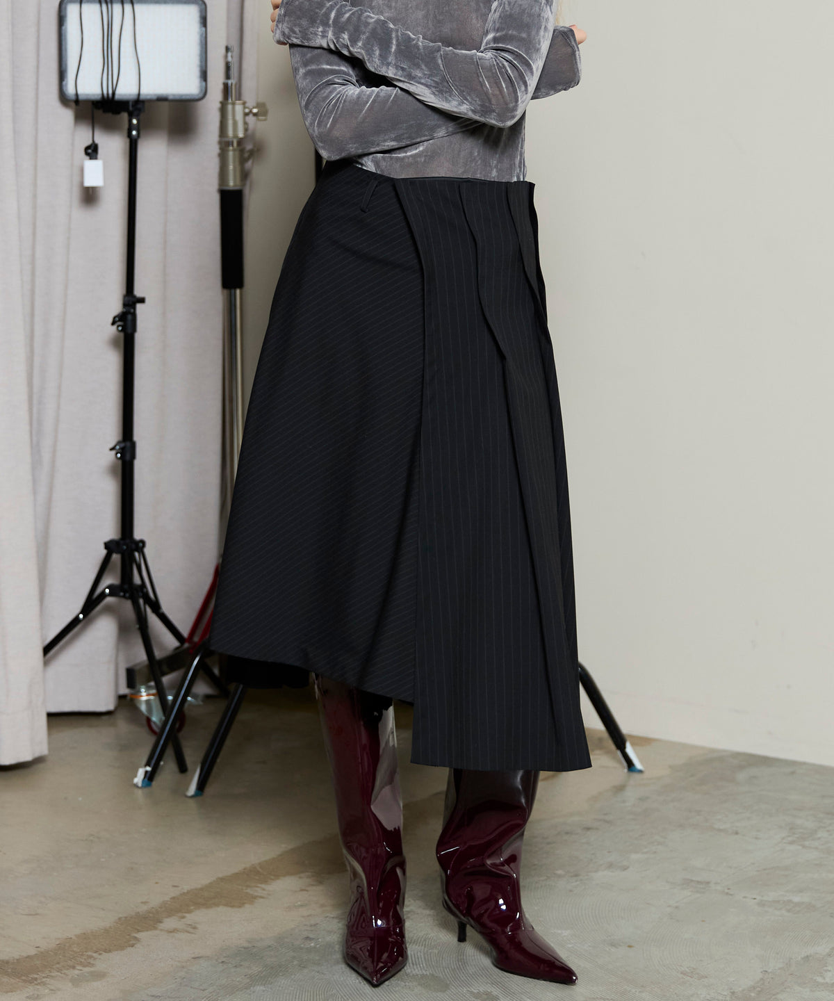 Asymmetry Tucked Midi Skirt