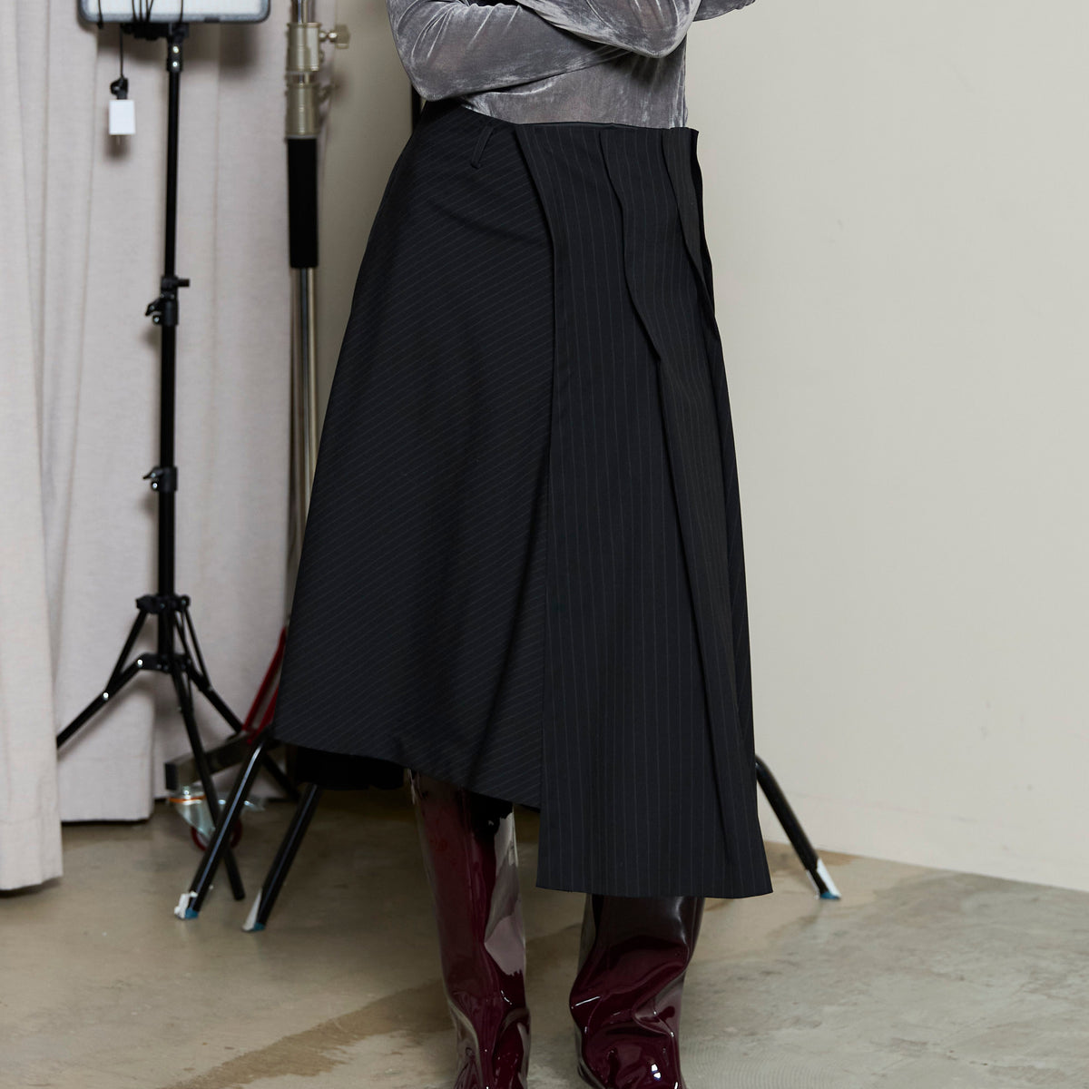 Asymmetry Tucked Midi Skirt