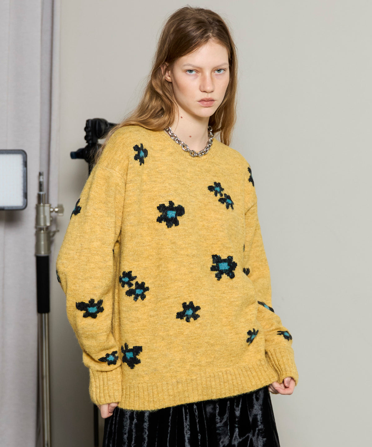 Many Flower Knit Pullover