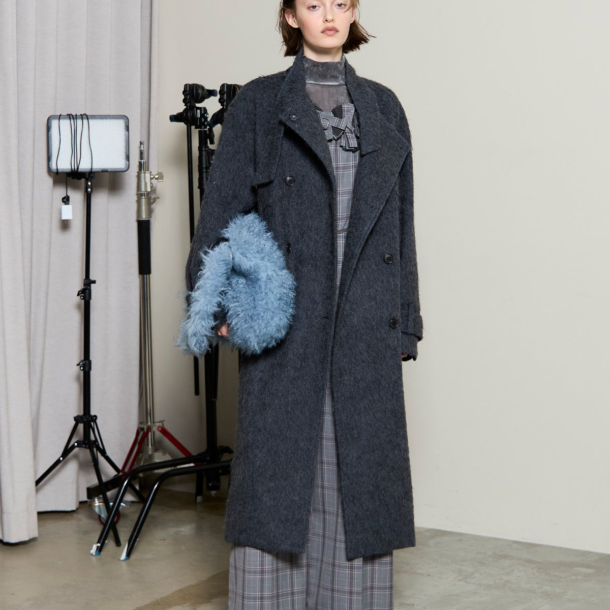 25WINTER PRE-ORDER】Ribbon Collar Shaggy Long Coat