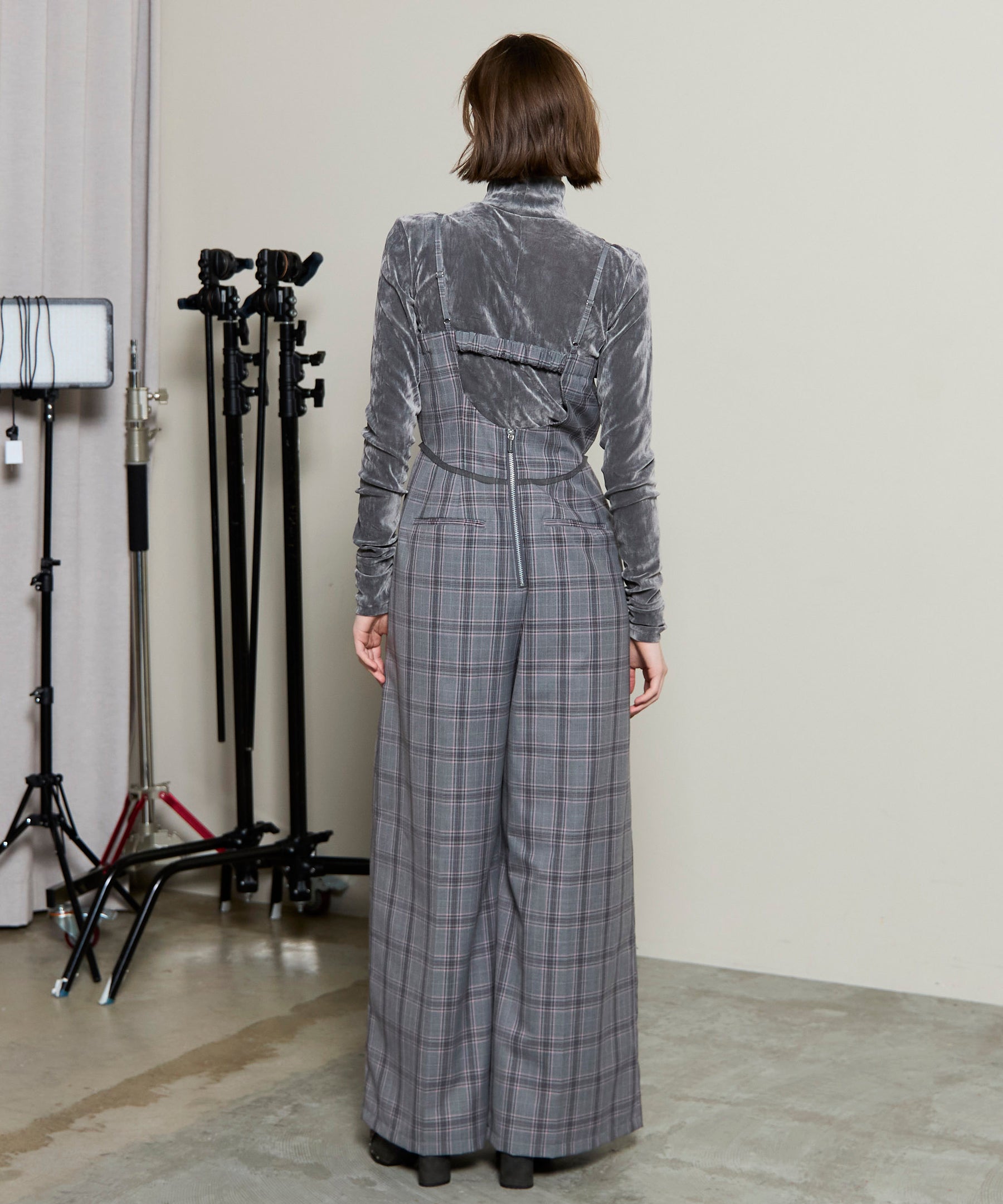 [25WINTER PRE-ORDER] Rolled Flower Motif All-in-one