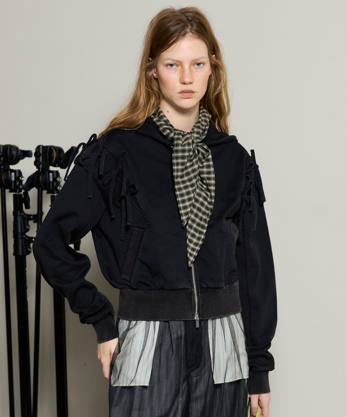 Shoulder Ribbon Hoodie