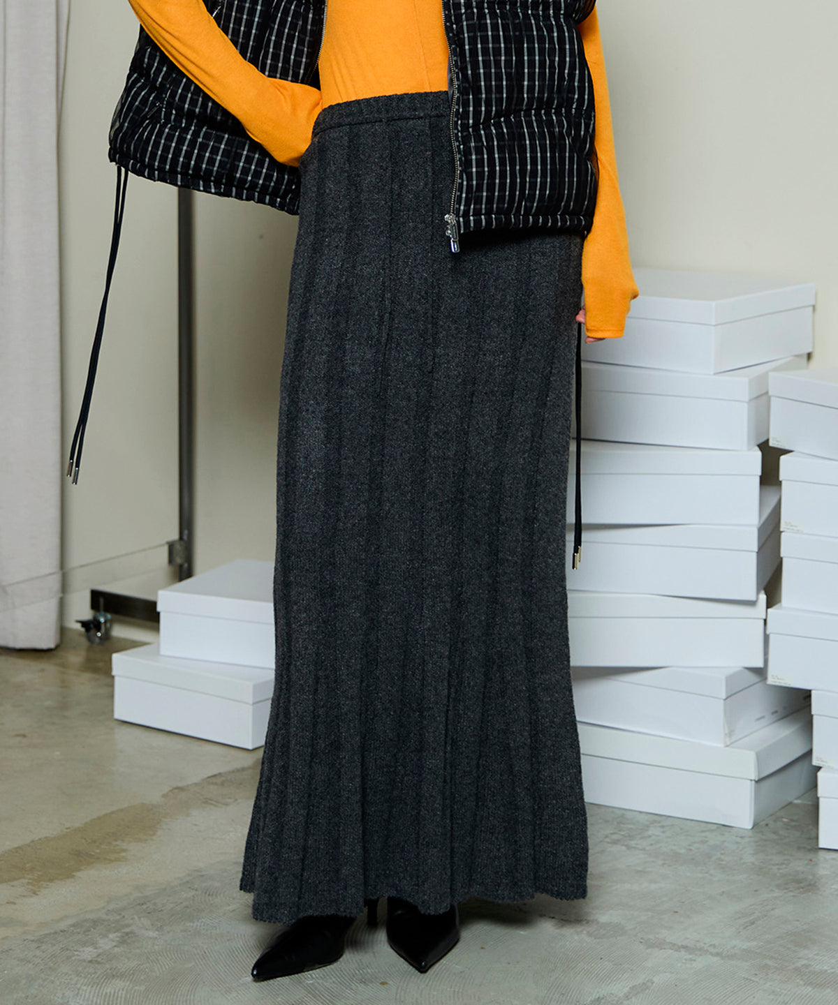 Random Rib Knit Flared Skirt