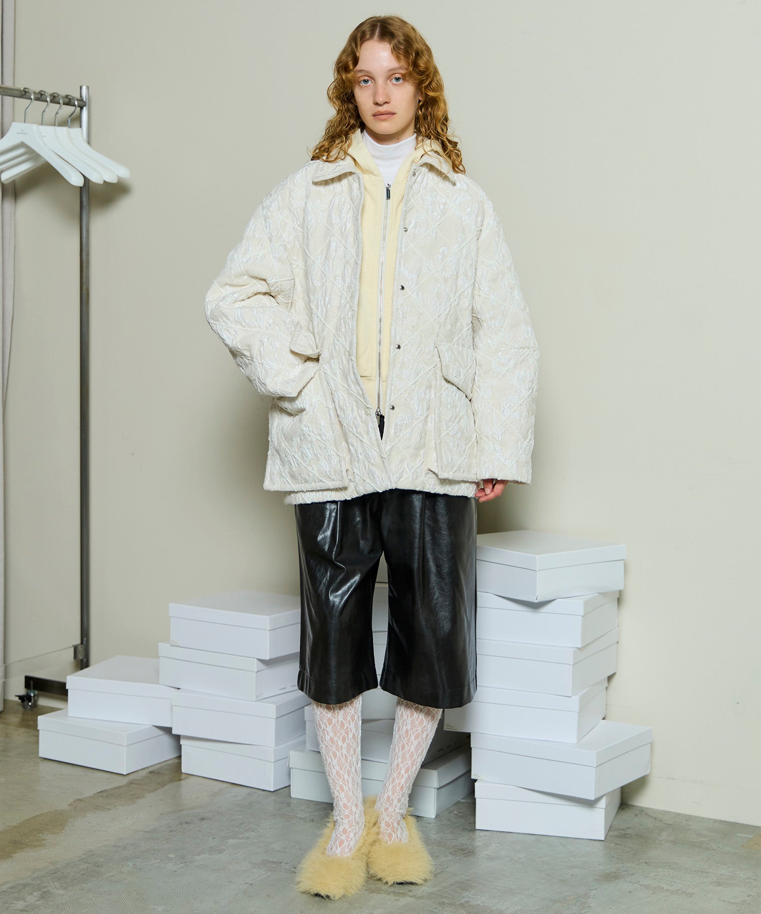 [25WINTER PRE-ORDER] Multi Fabric Mole Quilted Blouson