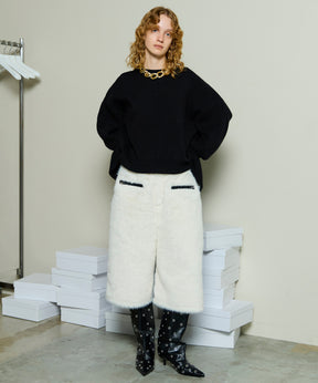 [25WINTER PRE-ORDER] Leather And Fur Combination Shorts
