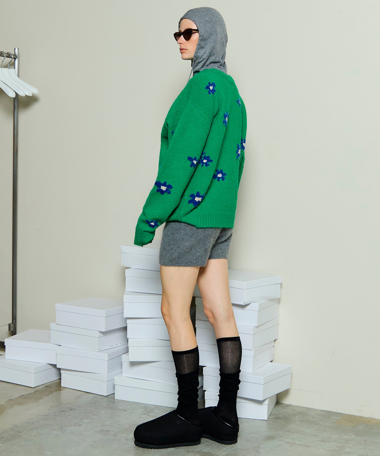 Many Flower Knit Pullover