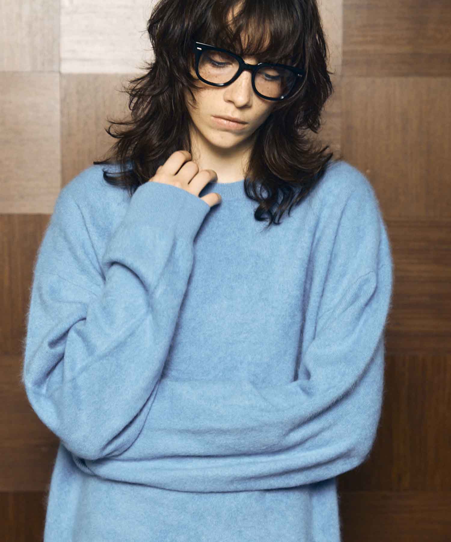 Gradation Short Length Prime-Over V-Neck Knit Pullover