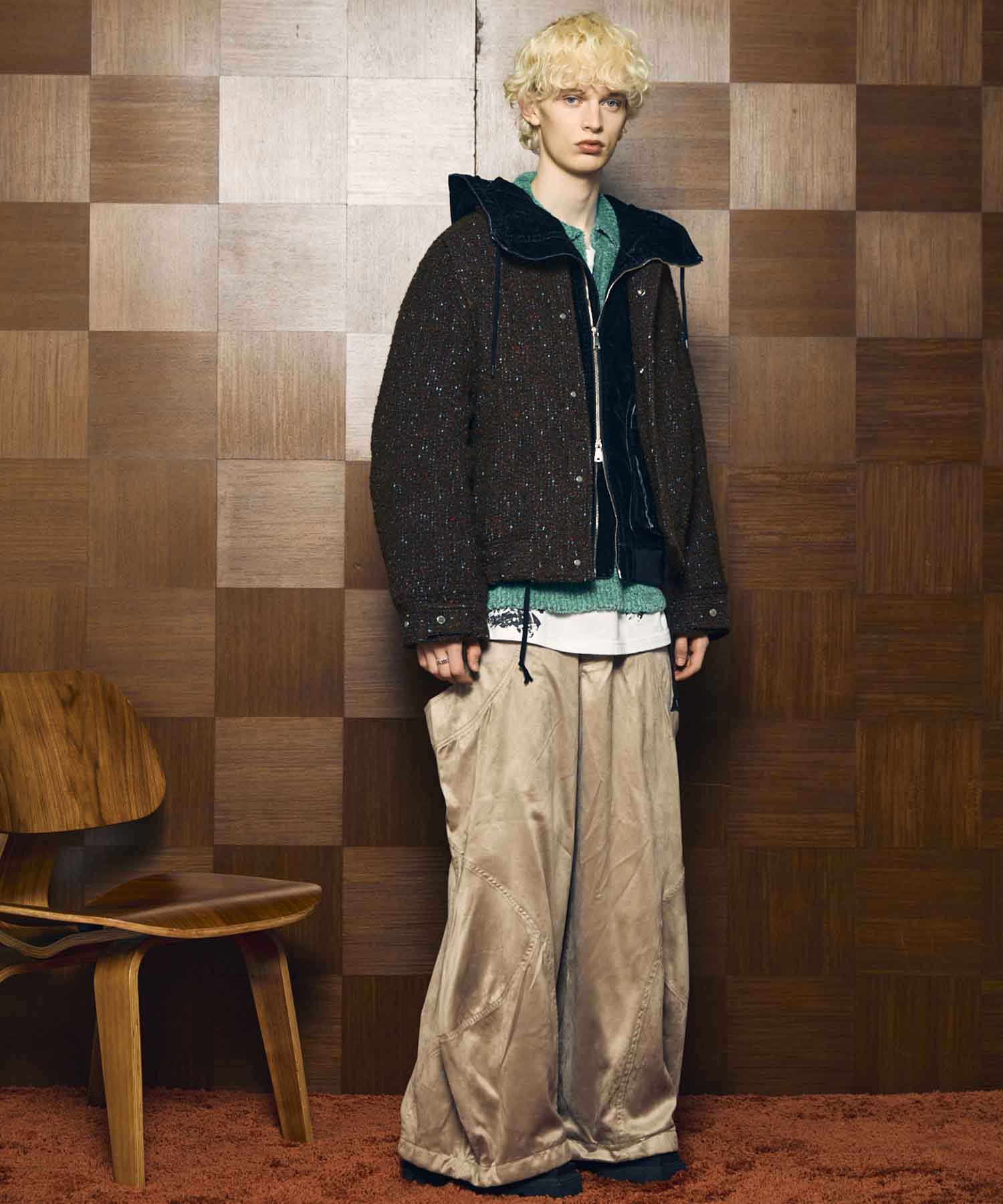 Gradation Short Length Prime-Over V-Neck Knit Pullover