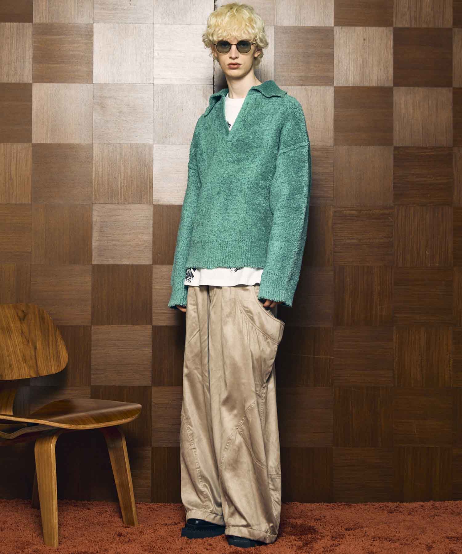 Gradation Short Length Prime-Over V-Neck Knit Pullover