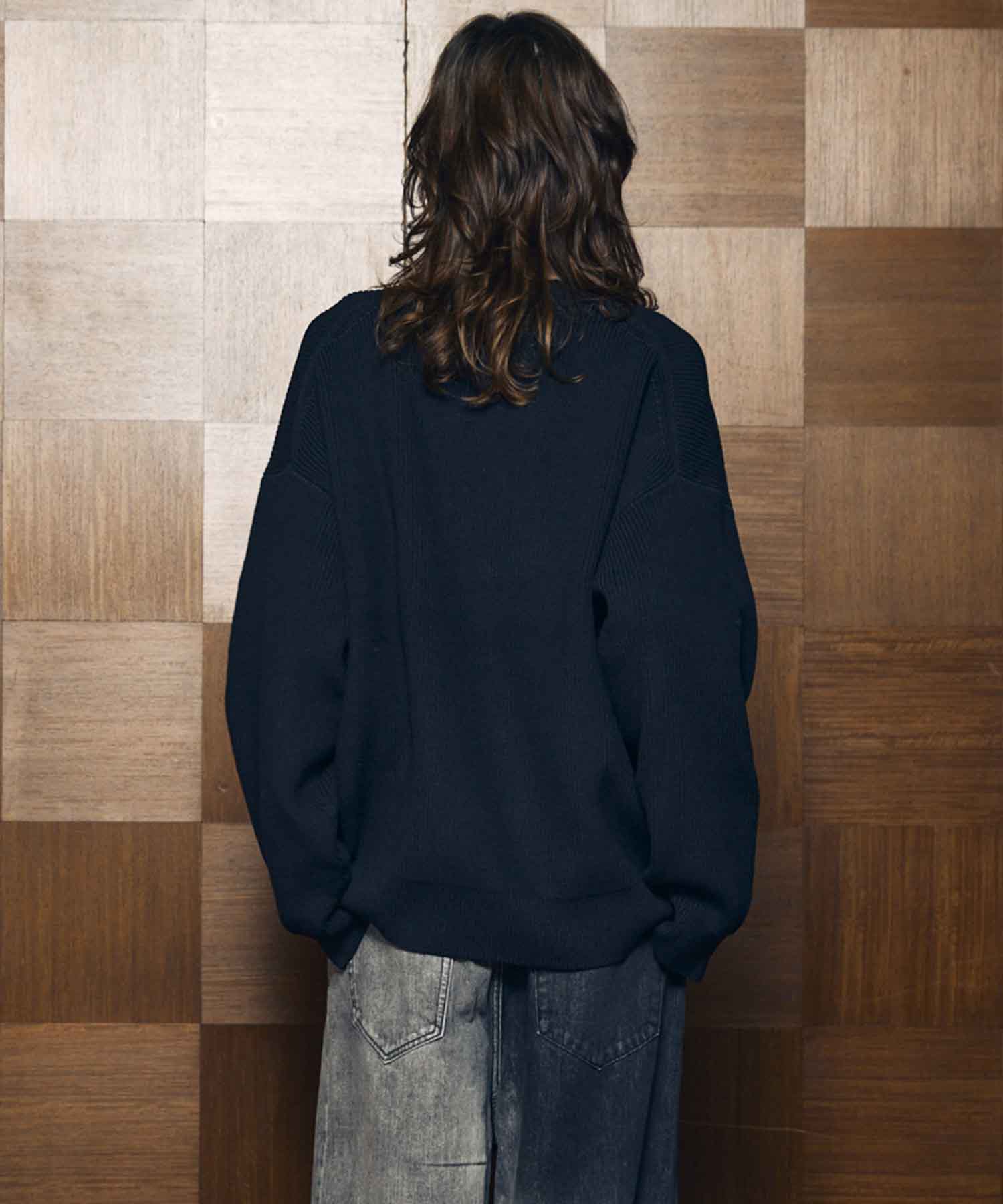 Gradation Short Length Prime-Over V-Neck Knit Pullover