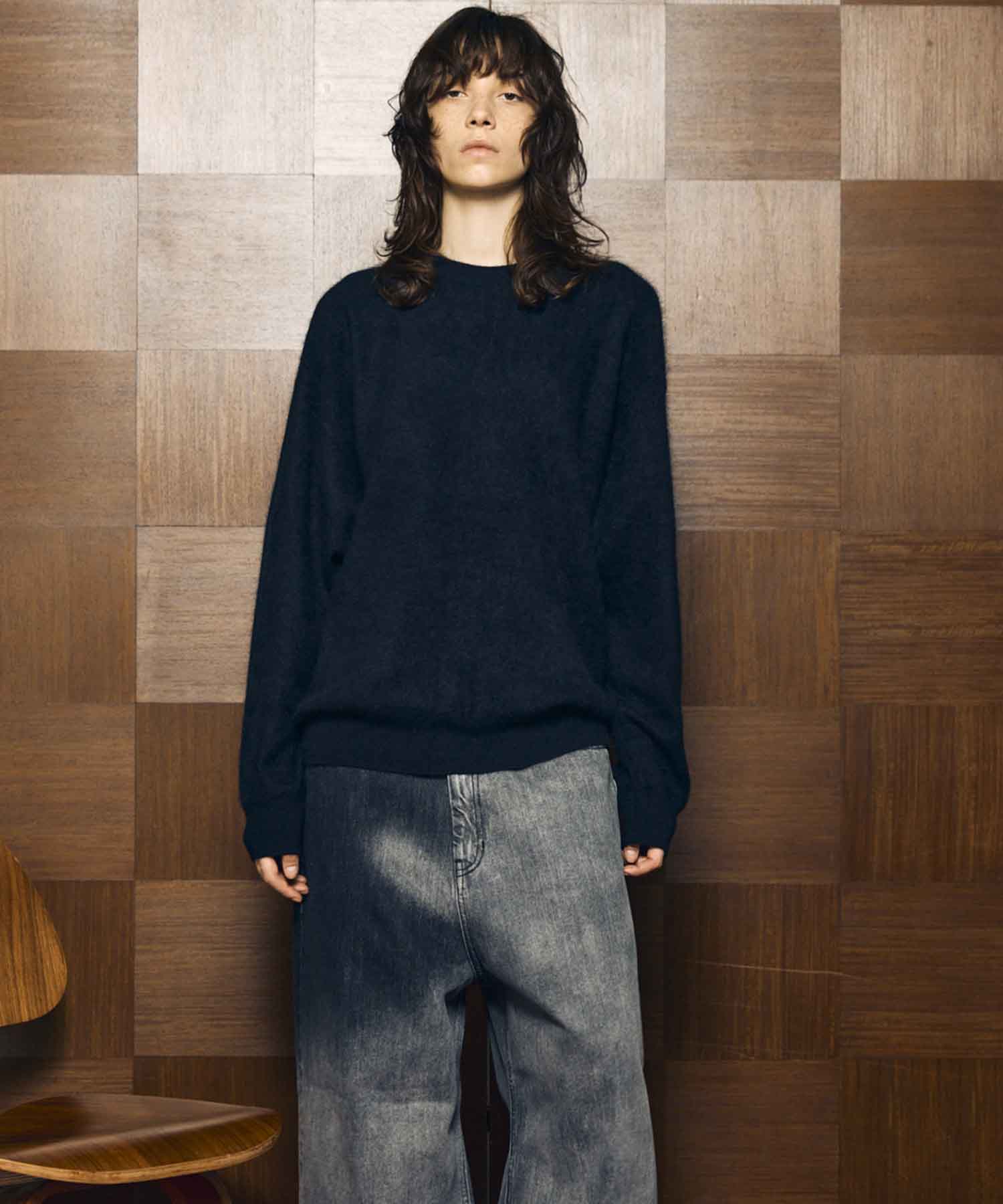 Gradation Short Length Prime-Over V-Neck Knit Pullover