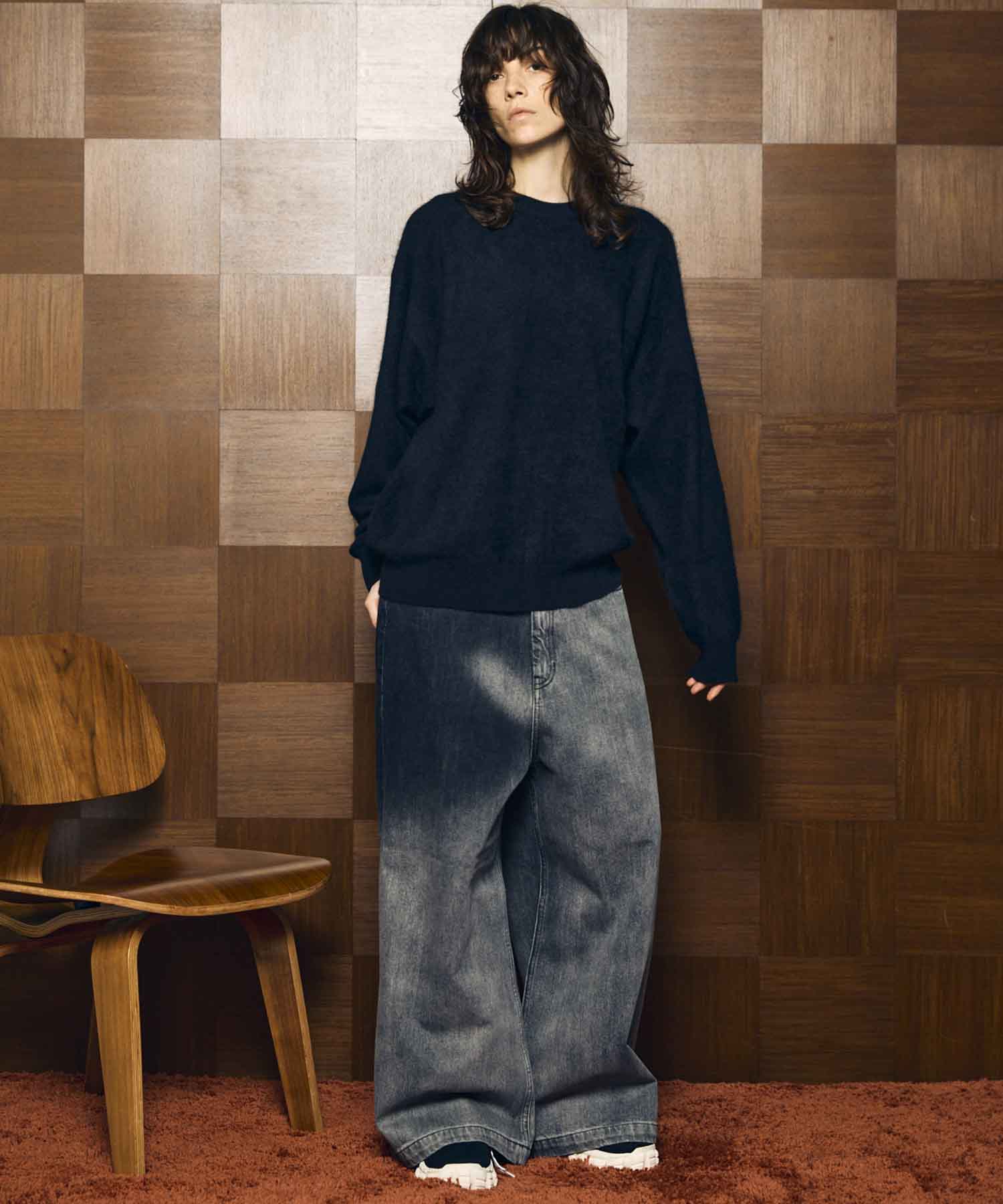 Gradation Short Length Prime-Over V-Neck Knit Pullover